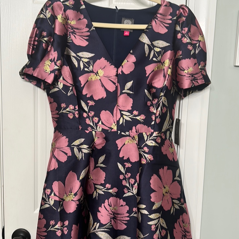 NWT beautiful Vince Camuto dress